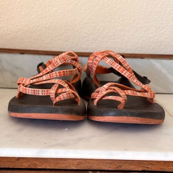 Chaco ZX2 Yampa Strappy Sport Outdoor Sandals w/ Toe Loop - women’s size… - Picture 4 of 6